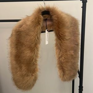BABEYOND Camel colored Faux Fur Shawl/Collar/Wrap - new with tags